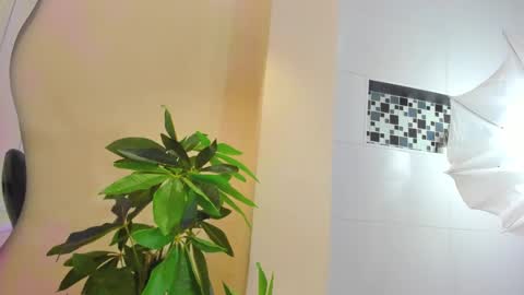 belinda online show from 12-31-24, 04:57