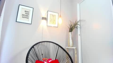 belinda online show from 01-17-25, 01:15