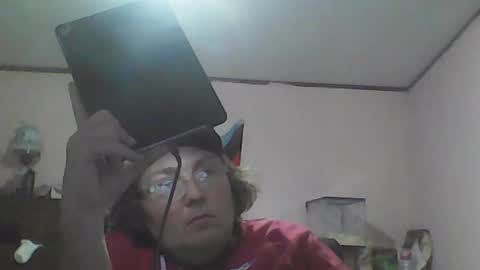Snapshot of bella2424 chatting on 08-01-26, 11:03 Bella jaramillo online show from 08-01-26, 11:03