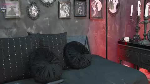 Snapshot of bella__doll_ chatting on 07-18-26, 05:44 BELLA online show from 07-18-26, 05:44