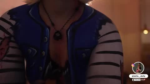 Snapshot of bella__donne chatting on 10-24-25, 07:21 online show from 10-24-25, 07:21