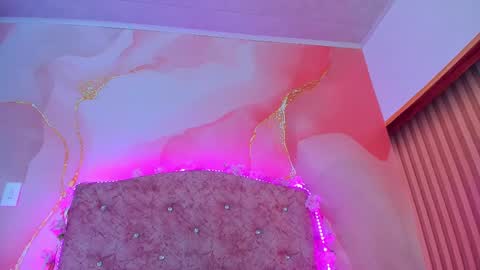 Melanie  online show from 02-20-25, 06:46