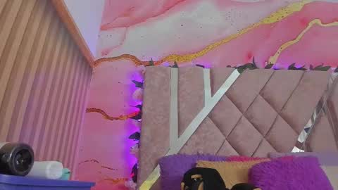 Melanie  online show from 02-18-26, 10:33