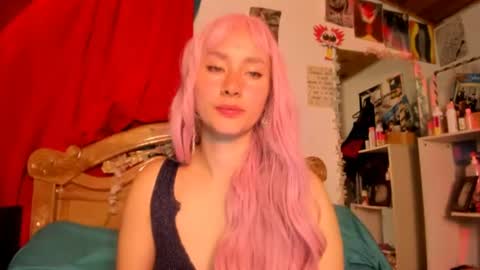 Snapshot of bella__w chatting on 06-30-26, 02:45 Zia online show from 06-30-26, 02:45