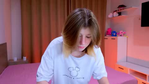 Bella online show from 11-17-25, 09:42