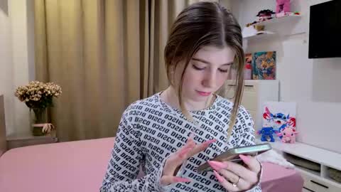 Bella online show from 03-10-26, 08:25