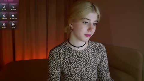 Bella online show from 05-18-26, 01:17