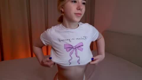Bella online show from 06-20-26, 11:35
