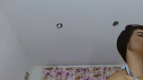 bella_gentle online show from 04-15-26, 11:17