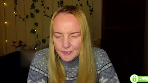 Snapshot of bella_hadatt chatting on 02-19-26, 12:34 Bella online show from 02-19-26, 12:34