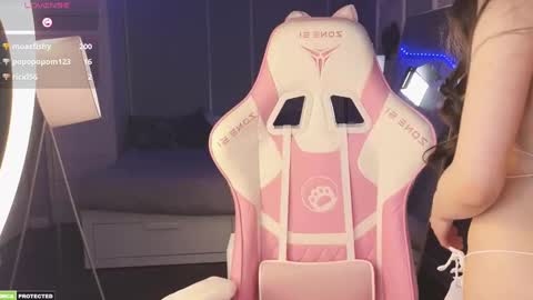 Bella next stream December 2 at 9pm gmt online show from 01-15-25, 10:24