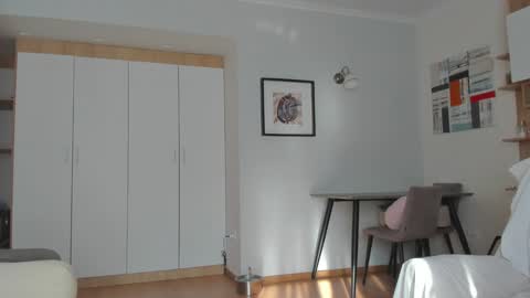 Anna  online show from 01-31-25, 12:29