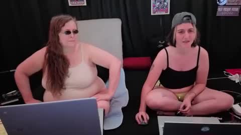 Bella James online show from 11-02-25, 04:31