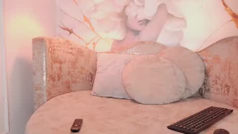 BELLA online show from 07-15-26, 03:45