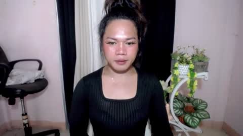bella_ngo online show from 06-19-26, 04:17