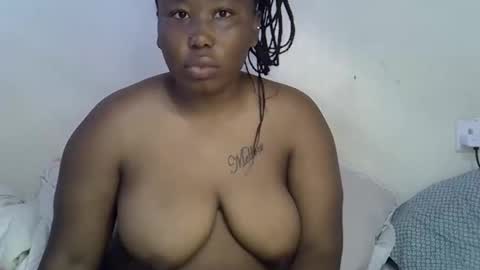 bella_noire1 online show from 06-08-26, 05:41