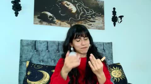 Bella online show from 10-25-25, 01:13