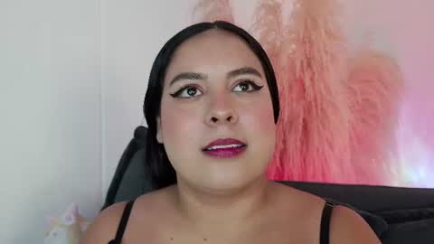 Snapshot of bella_saint33 chatting on 07-07-26, 06:38 bella online show from 07-07-26, 06:38
