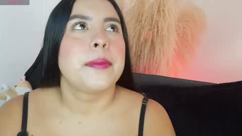 Snapshot of bella_saint33 chatting on 07-20-26, 07:00 bella online show from 07-20-26, 07:00