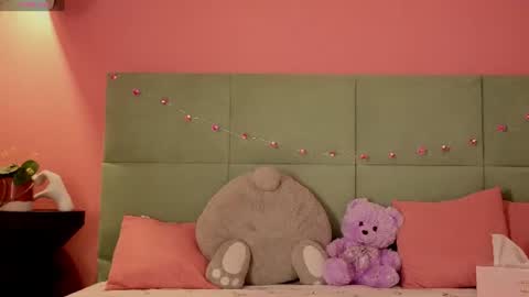 Bella NEW ROOM online show from 06-27-26, 01:10