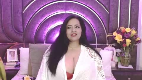 Snapshot of bella_taylor_a chatting on 09-18-25, 02:35  Bella Taylore  online show from 09-18-25, 02:35