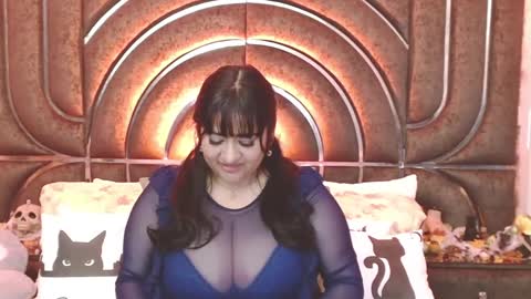 Snapshot of bella_taylor_a chatting on 10-06-25, 01:14  Bella Taylore  online show from 10-06-25, 01:14
