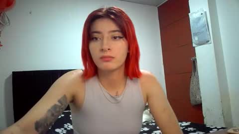 Snapshot of bella_thorne1999 chatting on 06-07-26, 01:10 bella_thorne1999 online show from 06-07-26, 01:10