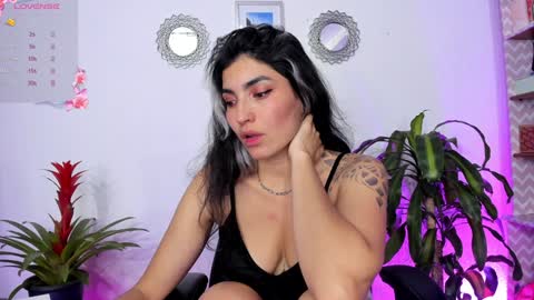 Bella online show from 01-30-25, 02:49