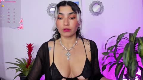 Bella online show from 02-08-25, 02:15