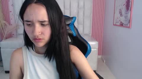 Bella online show from 11-21-25, 08:18