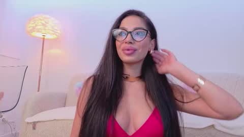 Bella online show from 10-21-25, 07:25