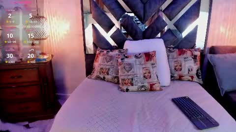 bella_volup online show from 06-10-26, 12:48