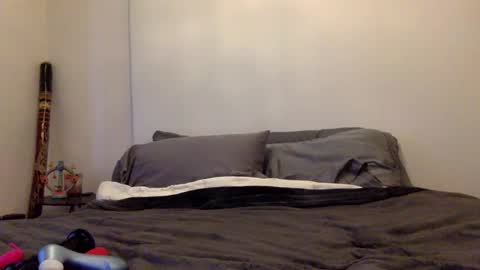 Bella online show from 01-10-25, 11:39