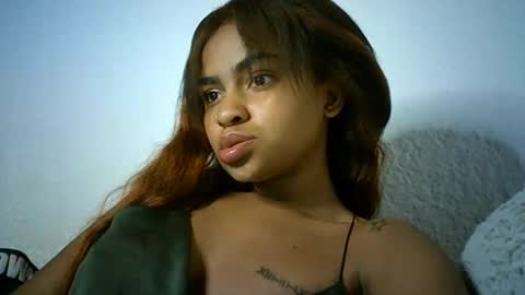 Bella online show from 12-30-24, 10:10