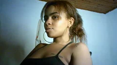 Bella online show from 01-28-25, 06:16