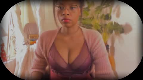 Bellah Blakes-Sarah Scrumptious Lee online show from 09-13-25, 02:44