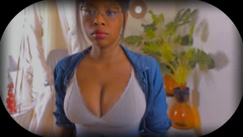 Bellah Blakes-Sarah Scrumptious Lee online show from 09-23-25, 01:03