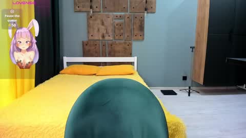 Bella online show from 01-15-25, 07:37