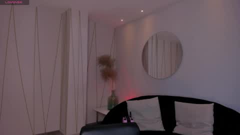  Bella C  online show from 04-17-26, 07:28