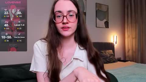 Snapshot of bellacatlovesmeat chatting on 10-01-25, 06:36 BellaCatLovesMeat online show from 10-01-25, 06:36