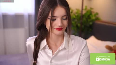 Bella I took a vacation and Ill be back on December 18th So dont lose me To keep in touch I have a TG -  you can find below online show from 02-26-25, 07:09