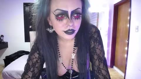 belladona_trix online show from 10-31-25, 07:04