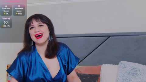 BellaHillss online show from 01-02-25, 08:06