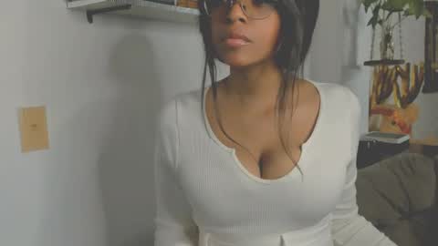 Bellah online show from 06-06-26, 03:00