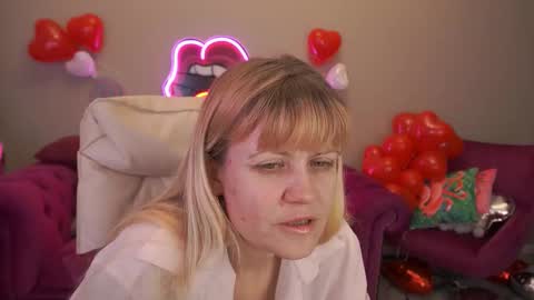 Bella online show from 02-15-26, 02:41