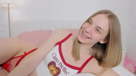 Bella online show from 03-27-26, 02:28