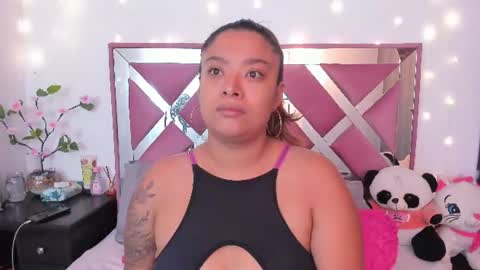 Snapshot of bellalumi chatting on 06-18-26, 04:57 bellalumi online show from 06-18-26, 04:57