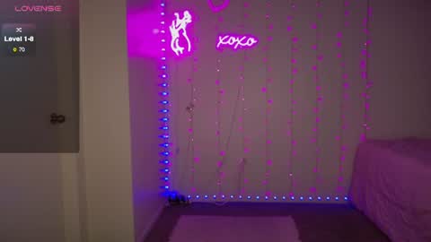Bella Monroe online show from 06-21-26, 03:53