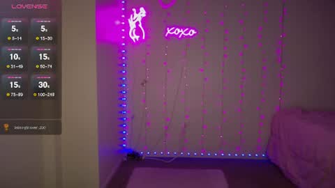 Bella Monroe online show from 06-23-26, 05:38