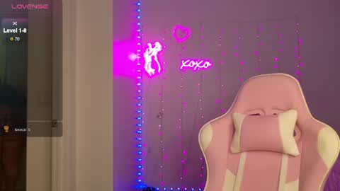 Bella Monroe online show from 07-15-26, 03:56